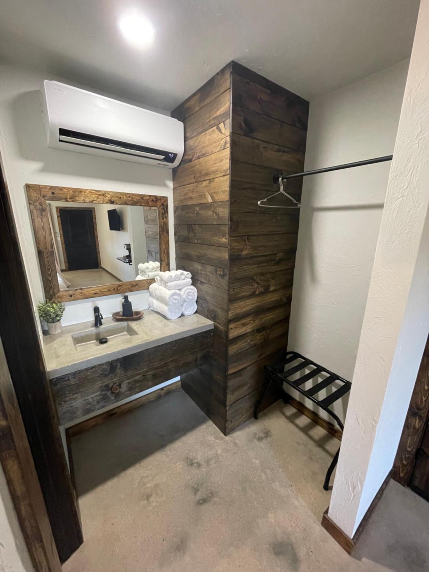 The Rocky Retreat Motel Cookson Bagian luar foto